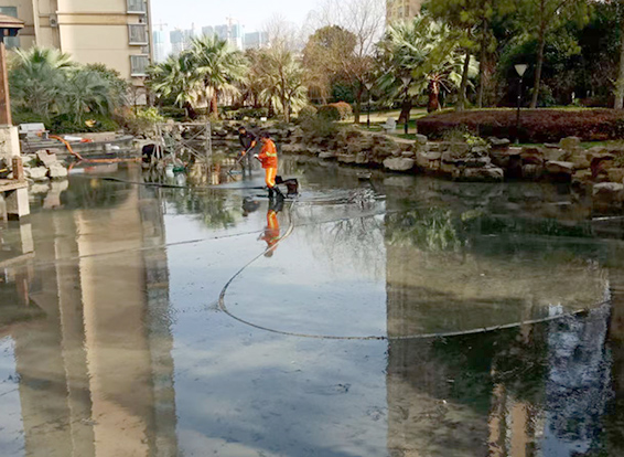 黔西南景观池淤泥清理